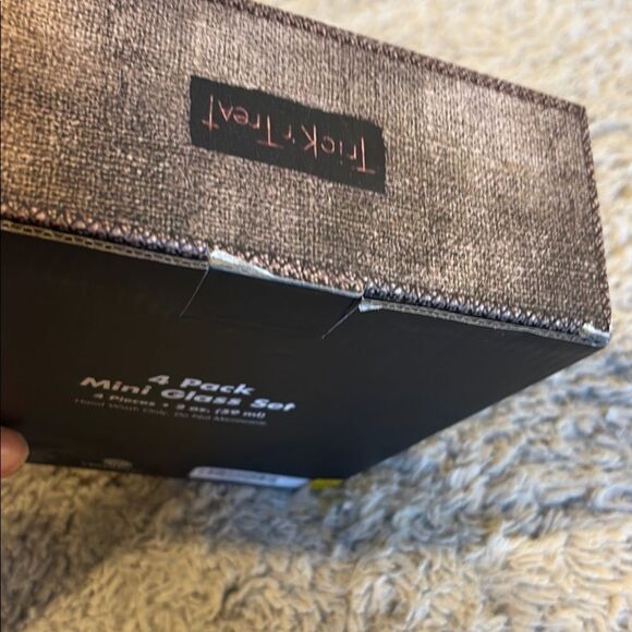 Spirit Trick 'r Treat Character Mini Glass Set - Picture 3 of 4